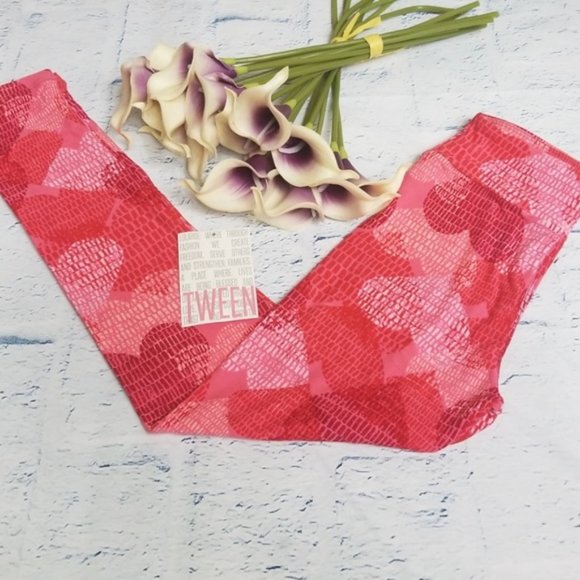 LuLaRoe Other - NWT LuLaRoe Holiday Collection TWEEN Leggings